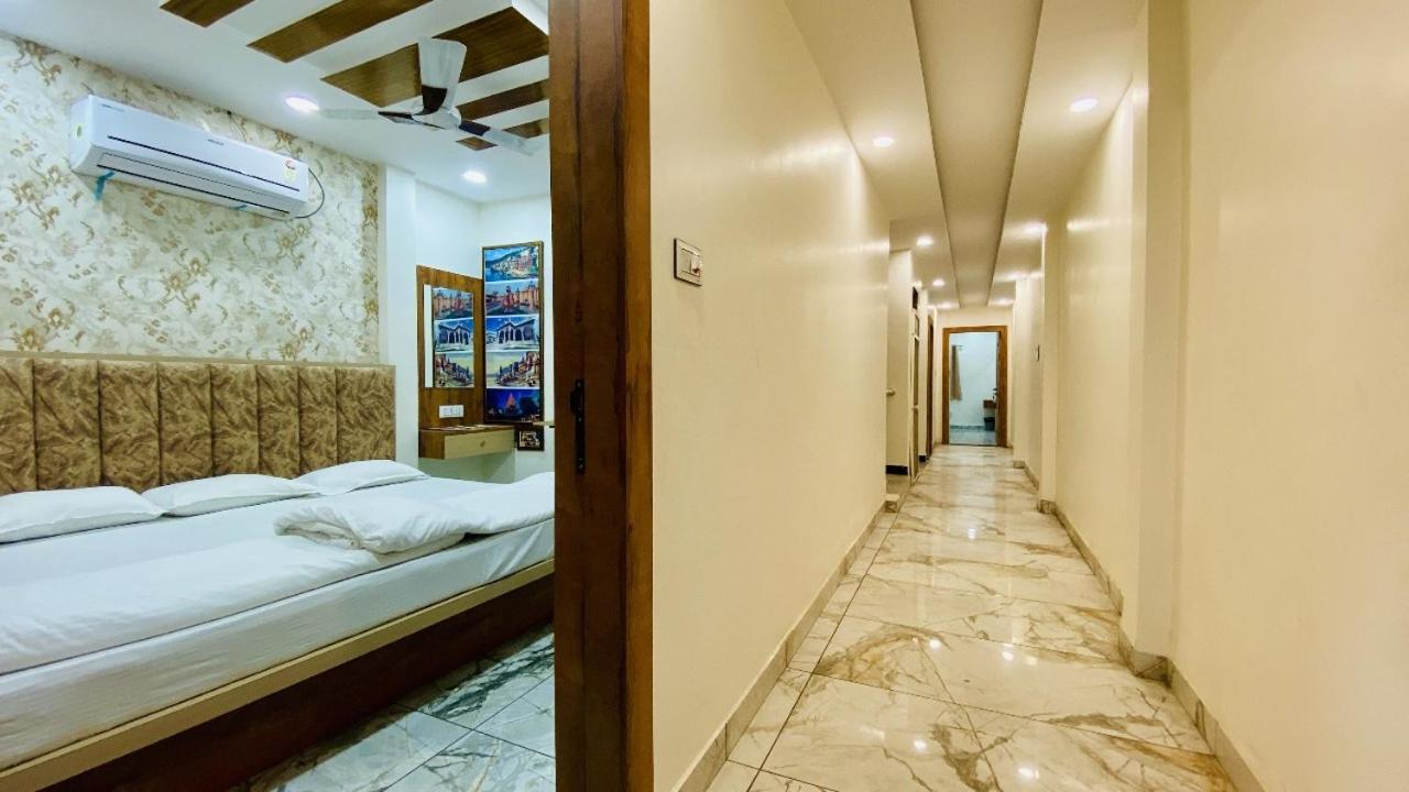 Hotel Malay Inn 우자인 외부 사진